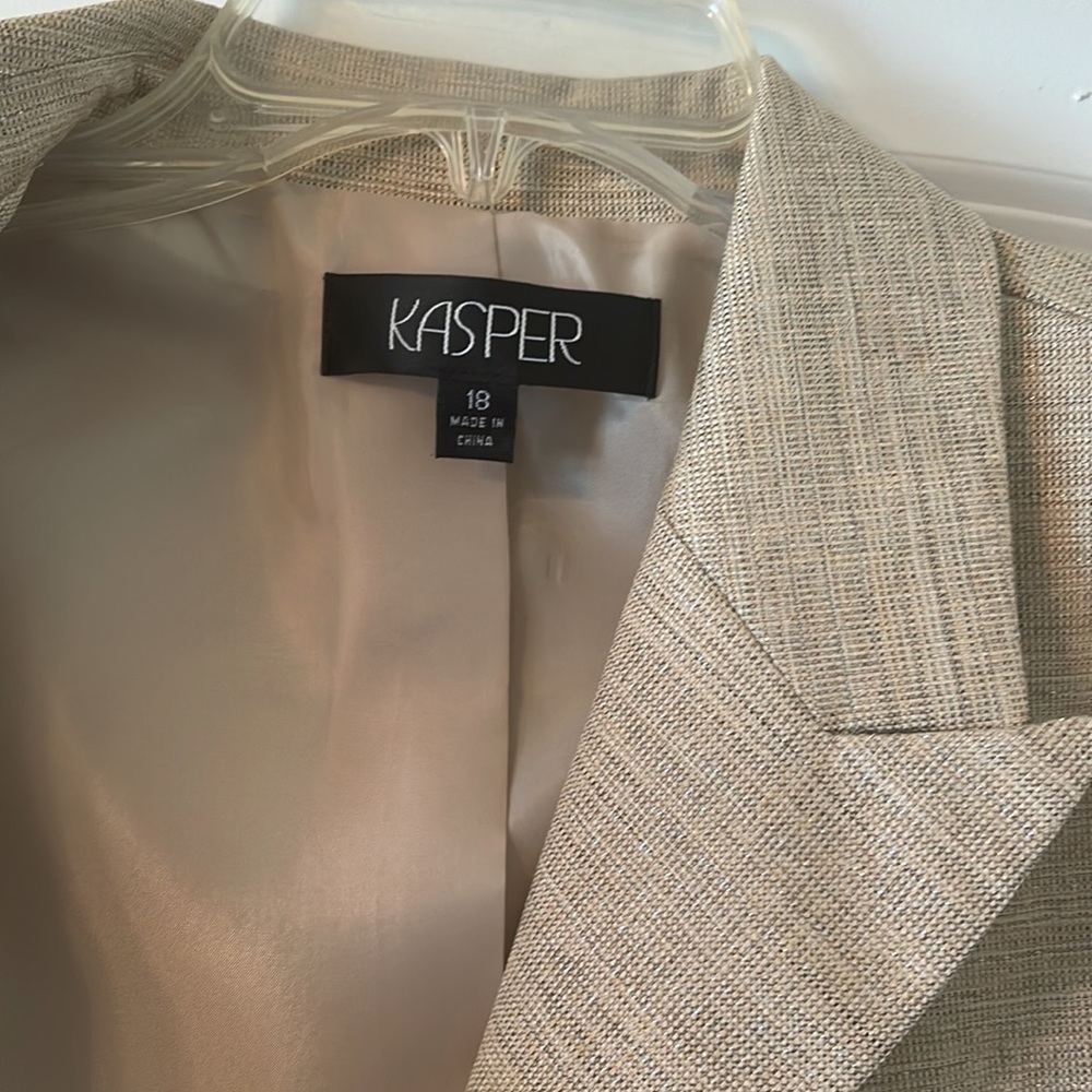 Kasper Fully Lined Blazer - image 3